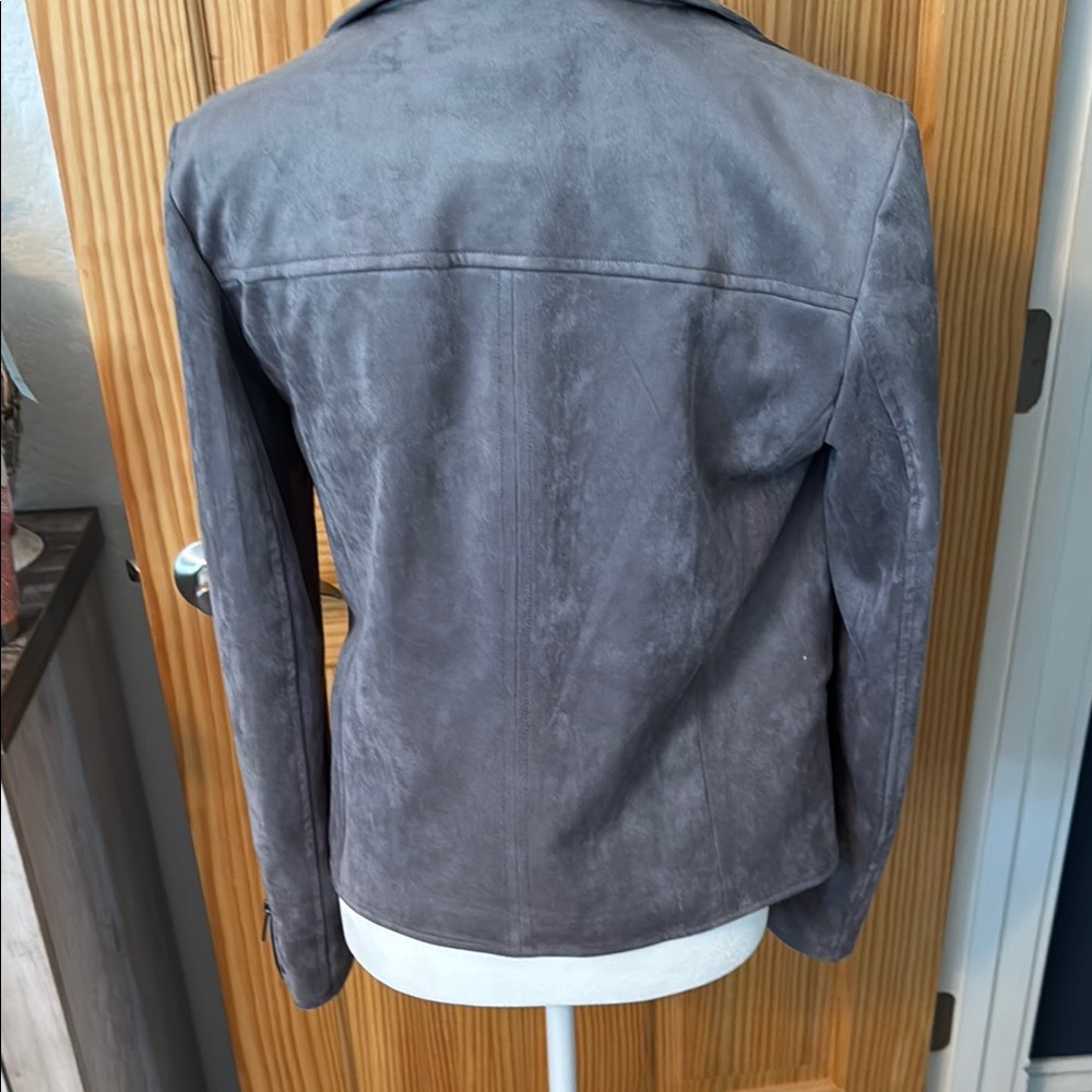 Women's Gray faux Suede Jacket - Picture 2 of 5